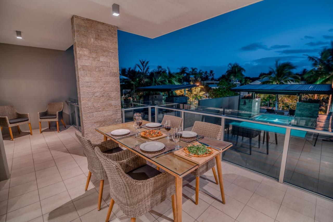 Coconut Grove Lejlighedshotel Port Douglas Eksteriør billede