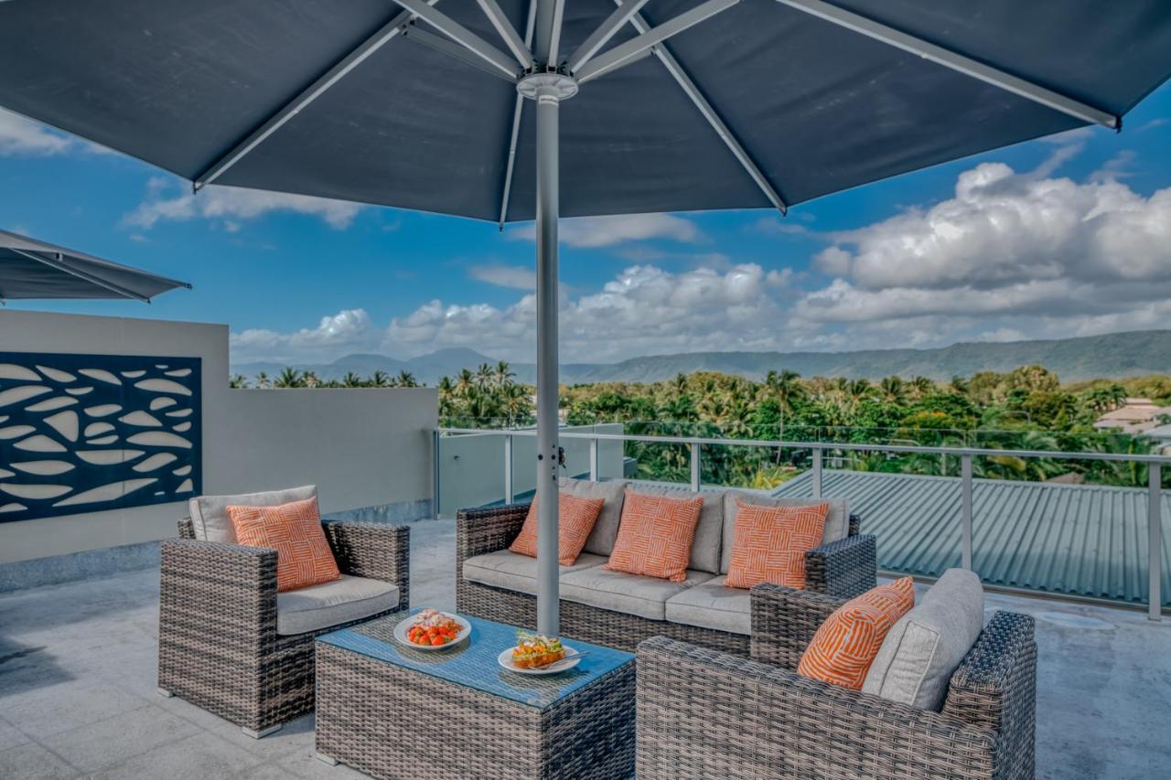 Coconut Grove Lejlighedshotel Port Douglas Eksteriør billede