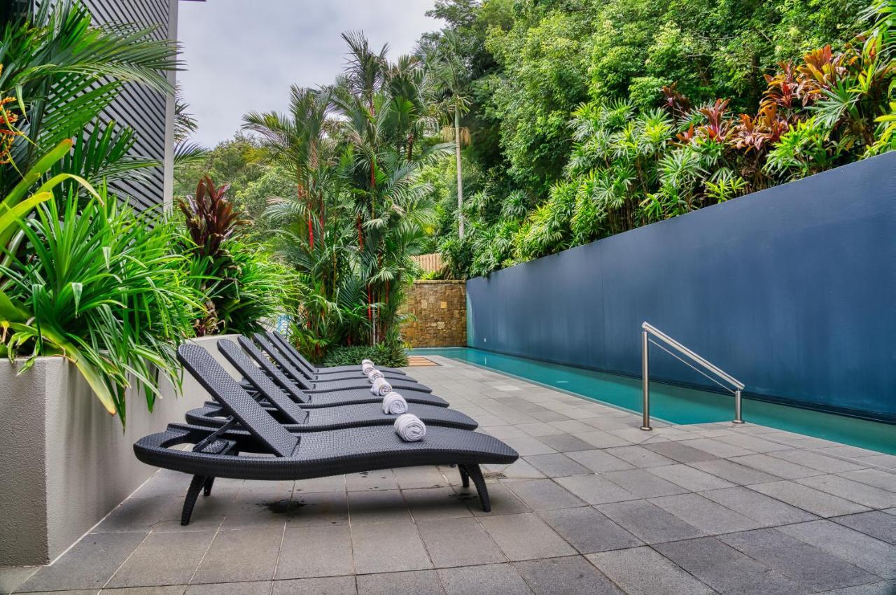 Coconut Grove Lejlighedshotel Port Douglas Eksteriør billede